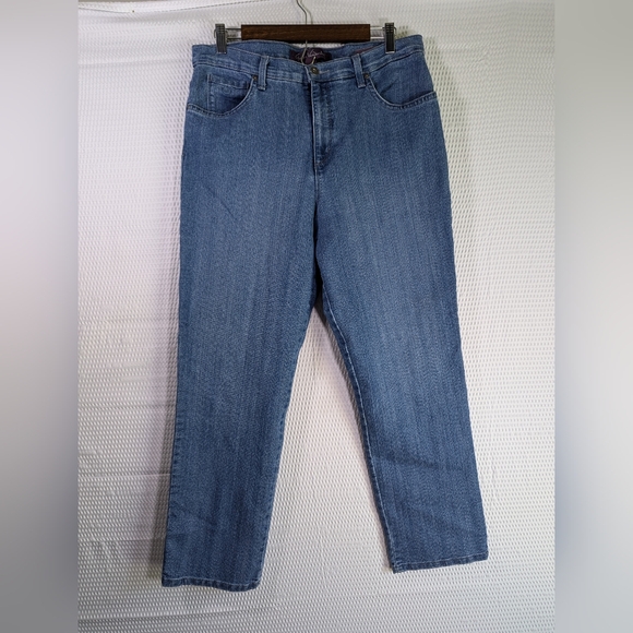 Gloria Vanderbilt womens Amanda Classic High Rise Tapered Jean Petite size 16P - Picture 3 of 8